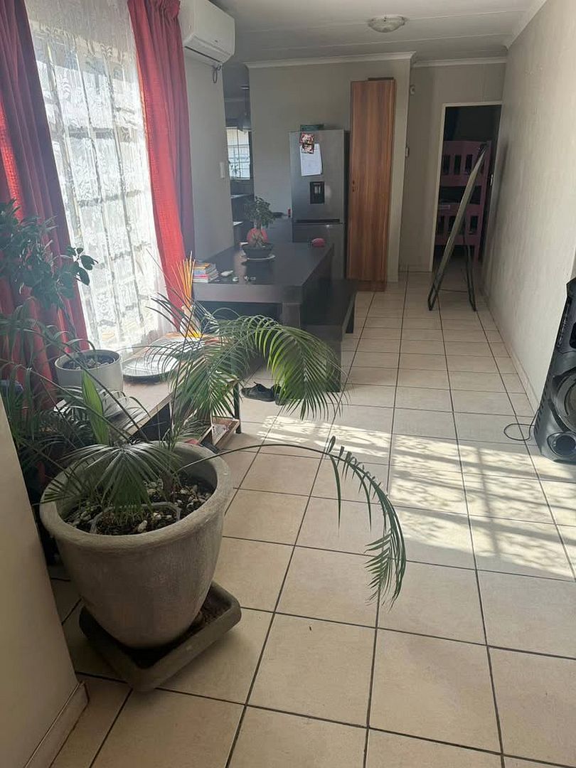 To Let 4 Bedroom Property for Rent in Waterkloof North West